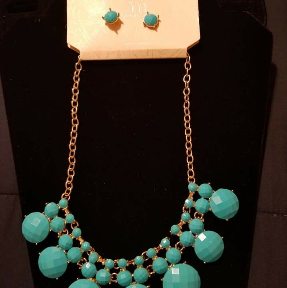 Set of necklace and earrings